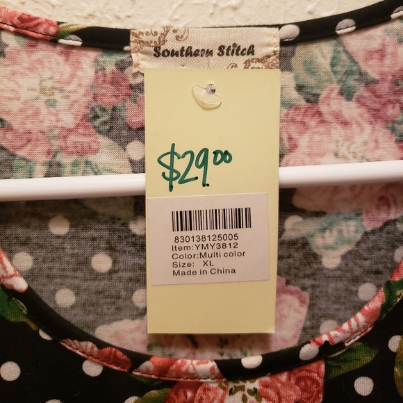 Striped rose shirt - Picture 2 of 3